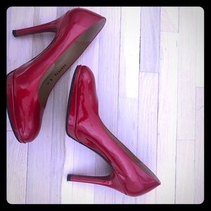 Stuart Weitzman Red Pump Shoes